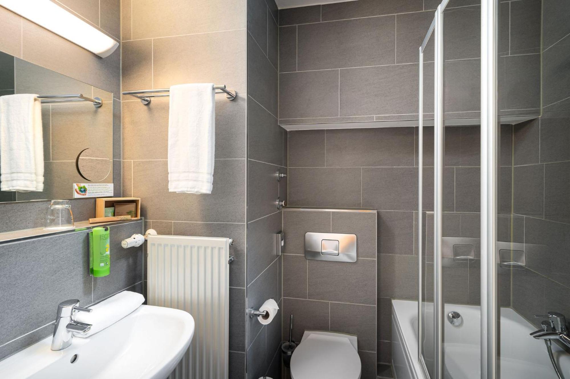 Mainhaus Stadthotel Frankfurt Франкфурт на Майн Екстериор снимка
